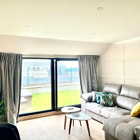 Lucus Skyline & Terrace By Collection Lugo