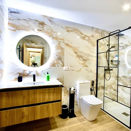 Lucus Skyline & Terrace By Collection *