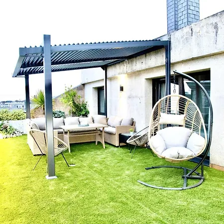 Lucus Skyline & Terrace By Collection Lugo