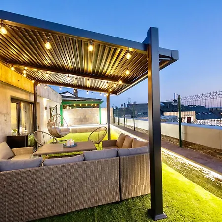 Lucus Skyline & Terrace By Collection Apartman *