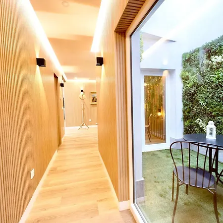Lucus Skyline & Terrace By Collection * Lugo