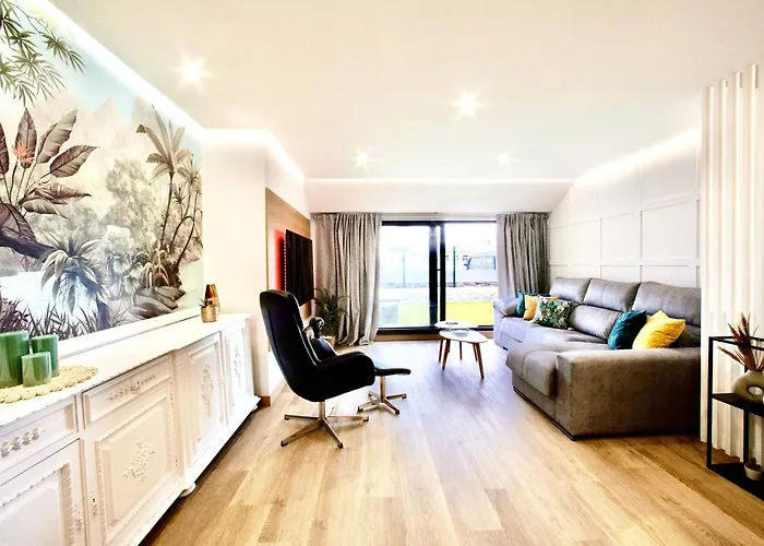 Lucus Skyline & Terrace By Collection * Lugo