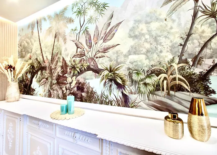 Lucus Skyline & Terrace By Collection