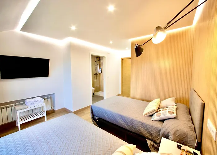 Lucus Skyline & Terrace By Collection Daire Lugo